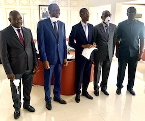 Riposte Covid 19- Abdoul Ly, DG de l’ARTP : L’Ingénieur en Génie Électrique, ARTP généreux donateur,  contribue à hauteur de 117 millions de FCfa ( Artp )