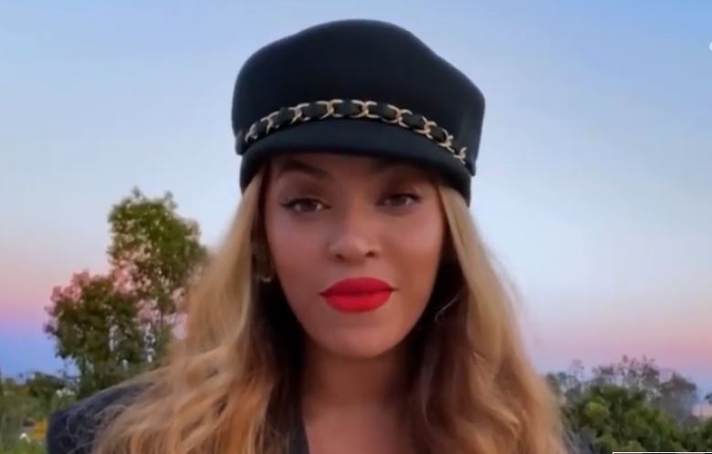 VIDEO: Together at home : Beyoncé sort de son confinement pour passer un message politique