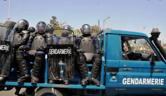 Touba / Une famille s’oppose à la mise en quarantaine d’une dame de 92 ans: La foule blesse un gendarme