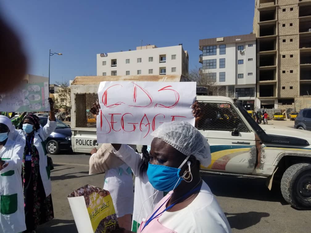 Leur salaire diminué de 50% depuis 10 mois: Les agents de santé du Samu Liberté 6, exigent le départ du CDS (Photos)