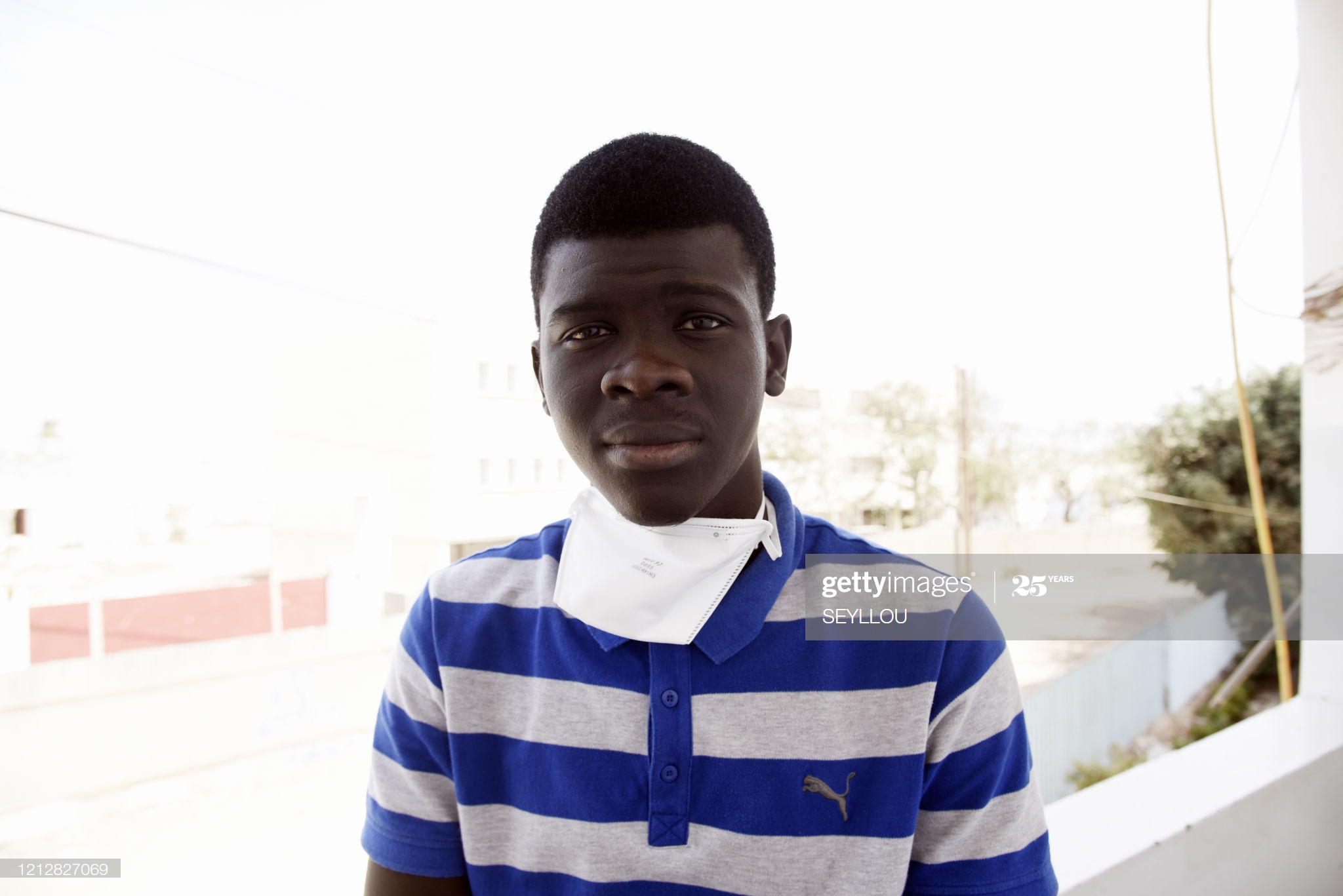 DOCTEUR « CAR », UN ROBOT MULTITÂCHES POUR LUTTER CONTRE LA PANDÉMIE créé par Lamine Mouhamed Kébé et Pape Mamadou Guèye