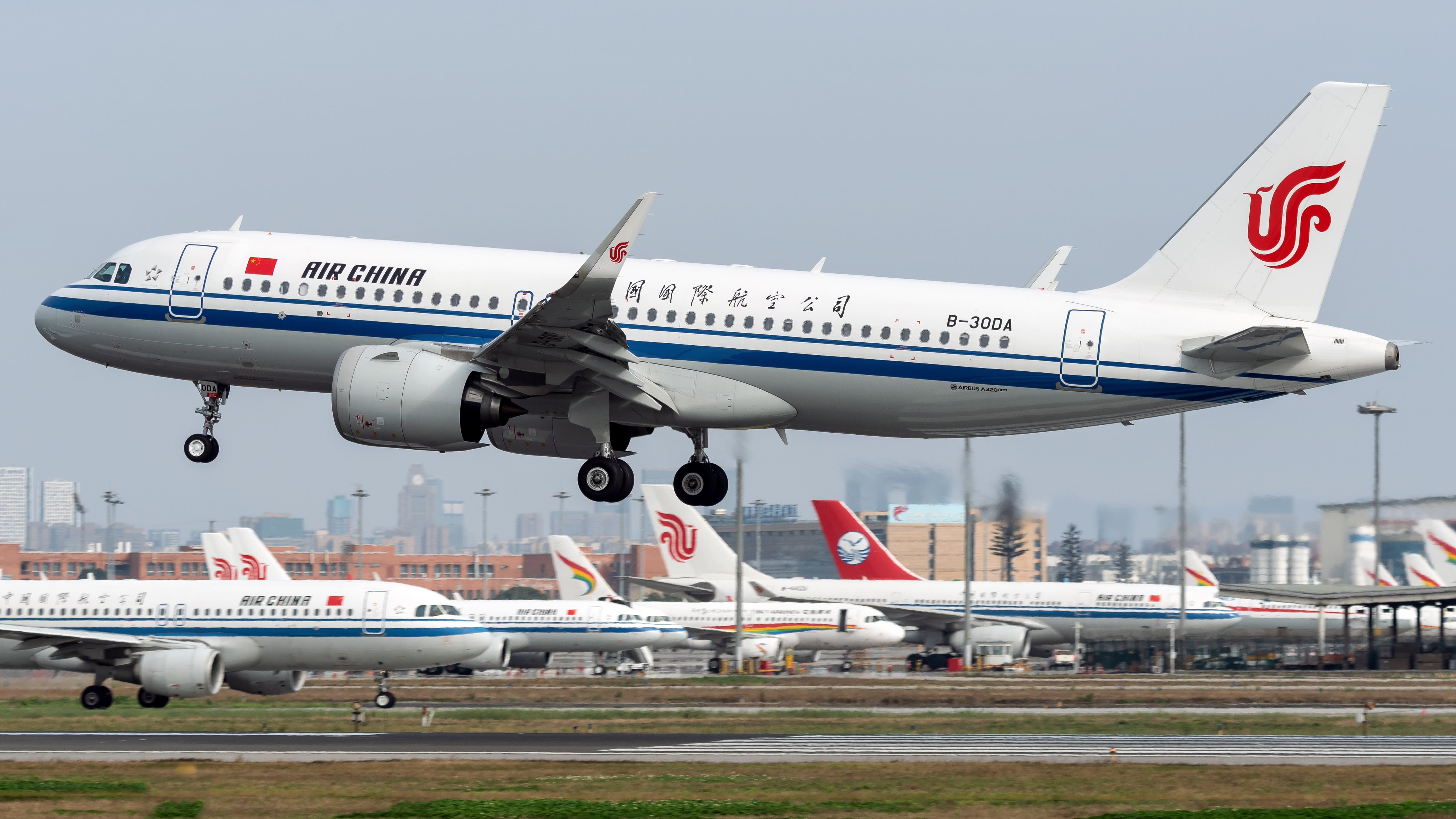 Pourquoi la Chine va lancer une nouvelle compagnie aérienne malgré la crise du coronavirus