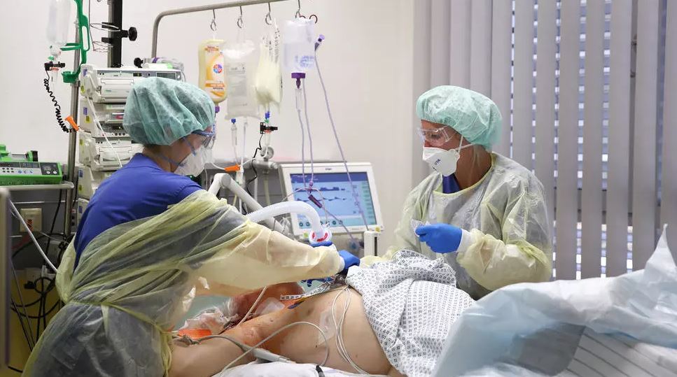 Covid-19: pour la première fois, un médicament semble améliorer la survie