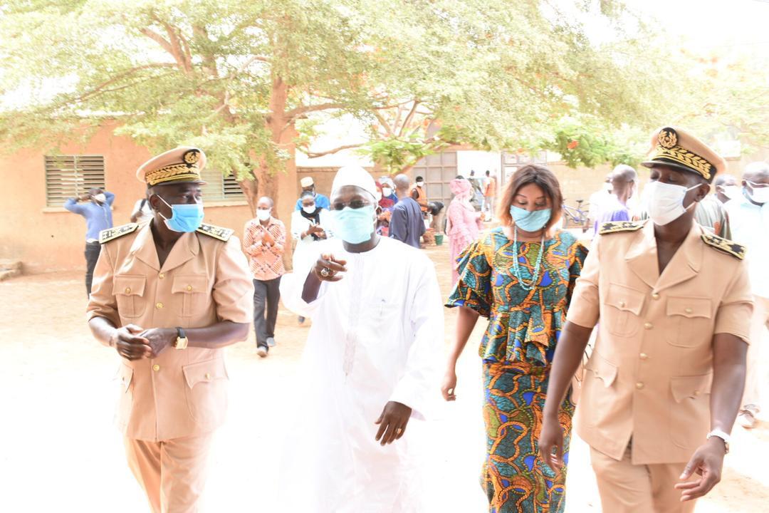 Reprise des cours: Le ministre Oumar Guèye dit être rassuré et félicite les maires de Guediawaye et de Pikine, pour les dispositions prises