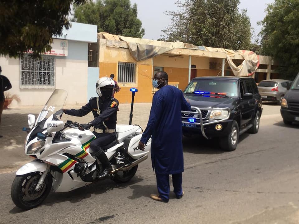 Photos - Vivez en images les moments du départ de la dépouille de Serigne Pape Malick Sy vers Tivaouane