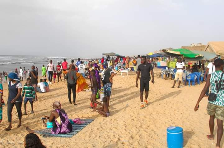 En images -  Yoff Plage ce week-end: "Chère" Covid -19, qui es-tu ? Nous, on vit !!!!