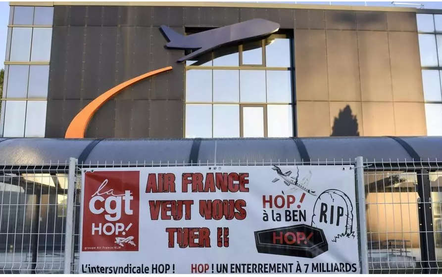 Air France taille dans ses effectifs et cristallise les mécontentements