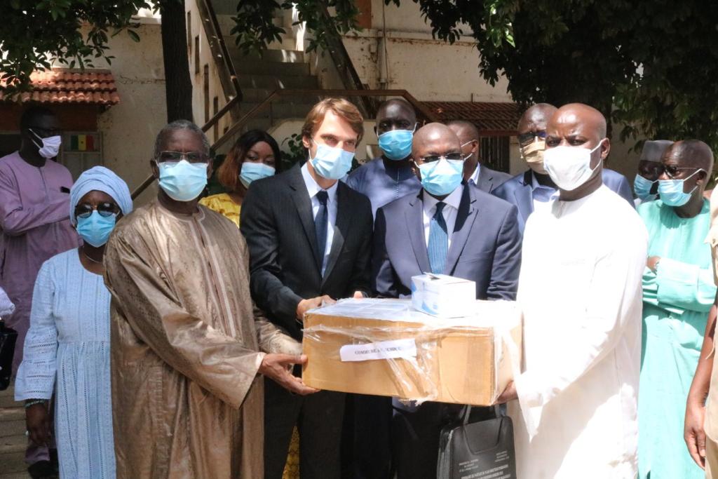 Riposte Covid-19: 100 000 masques chirurgicaux offerts au département de Rufisque