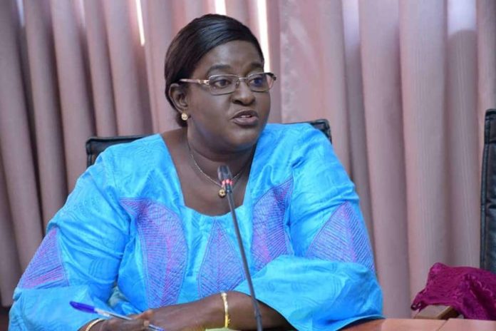 Dr Marie Khemesse Ngom Ndiaye : « Il y a une transmission communautaire exagérée du coronavirus »