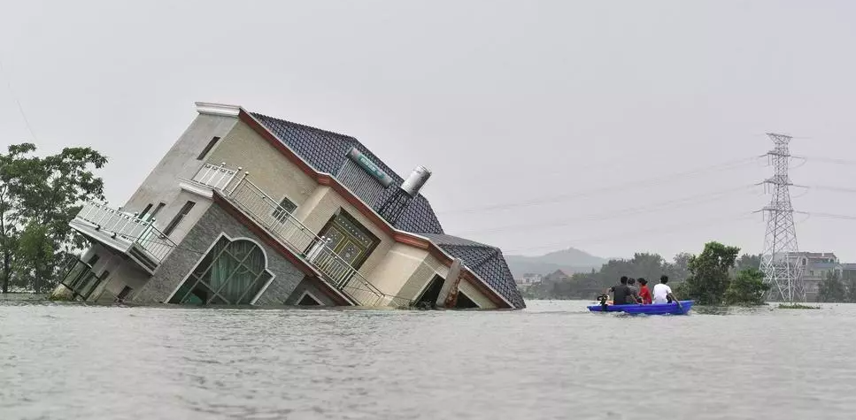 Les inondations au niveau mondial au cours des 2 derniers mois : Le bilan s'alourdit et de nouvelles crues sont attendues... ( Ame sensible s'abstenir ) 