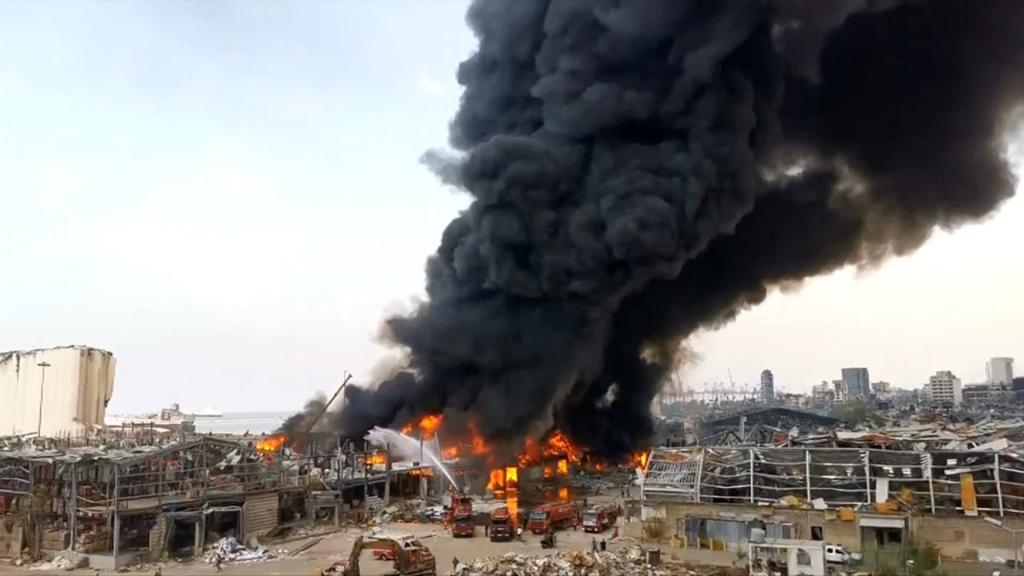 Liban: énorme incendie dans le port de Beyrouth, un mois après l'explosion