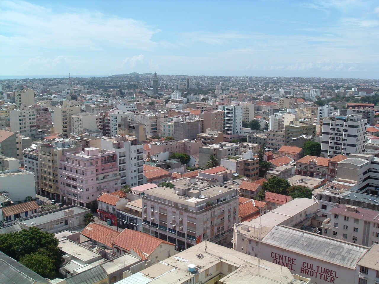 Dakar, un vaste patrimoine immobilier de l’ex-capitale de l’Aof: A qui profitent ces immeubles vacants mais squattés ?