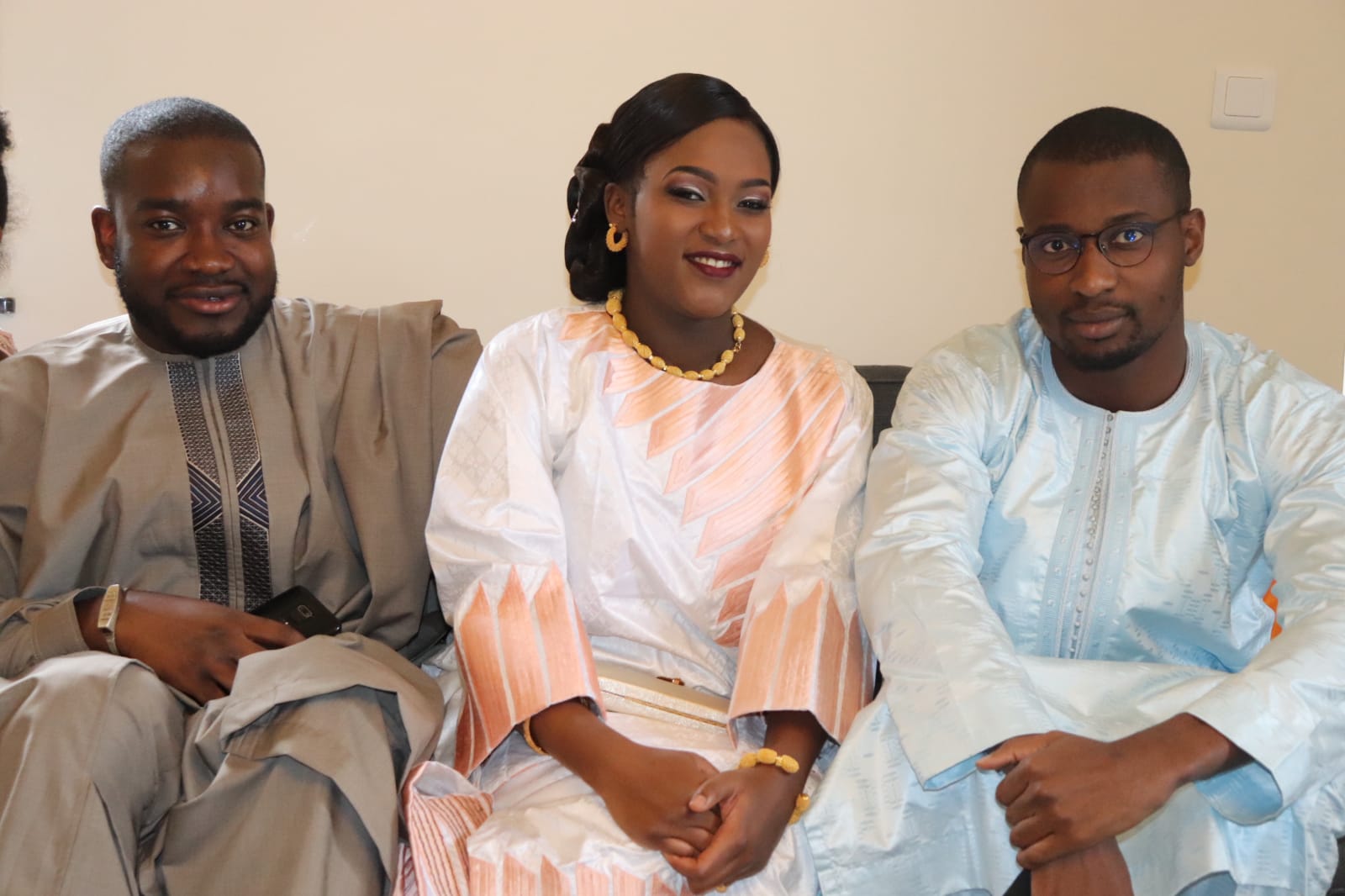 Voici les images du Baptême du petit fils de l'ancien Président de la Fédération d'athlétisme Momar Mbaye! Voici les images du Baptême du petit fils de l'ancien Président de la Fédération d'athlétisme Momar Mbaye!