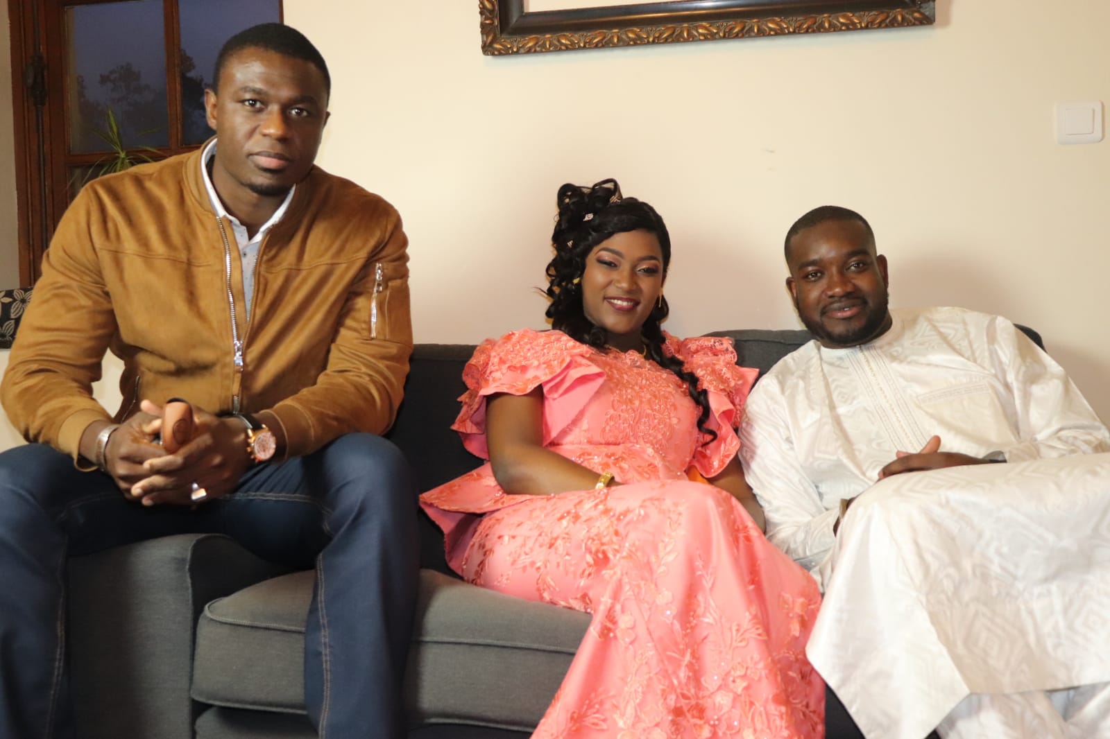 Voici les images du Baptême du petit fils de l'ancien Président de la Fédération d'athlétisme Momar Mbaye! Voici les images du Baptême du petit fils de l'ancien Président de la Fédération d'athlétisme Momar Mbaye!