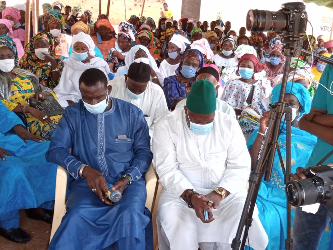 YENNE, TERROIR DE PECHE ET DE RESSOURCES HALIEUTIQUES, PROMEUT L’AUTONOMISATION DES FEMMES ET L’EMPLOI DES JEUNES YENNE, TERROIR DE PECHE ET DE RESSOURCES HALIEUTIQUES, PROMEUT L’AUTONOMISATION DES FEMMES ET L’EMPLOI DES JEUNES