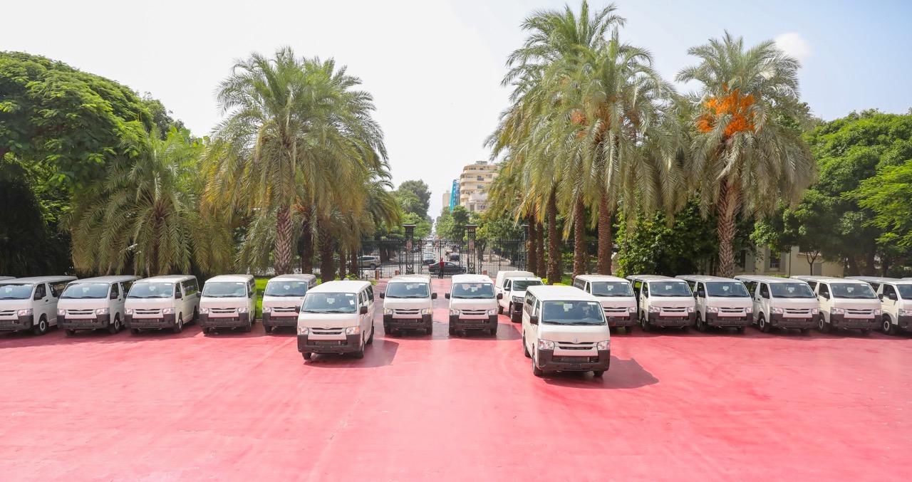 PHOTOS / Transport interurbain: Les nouveaux minibus devant remplacer les véhicules 7 places, réceptionnés