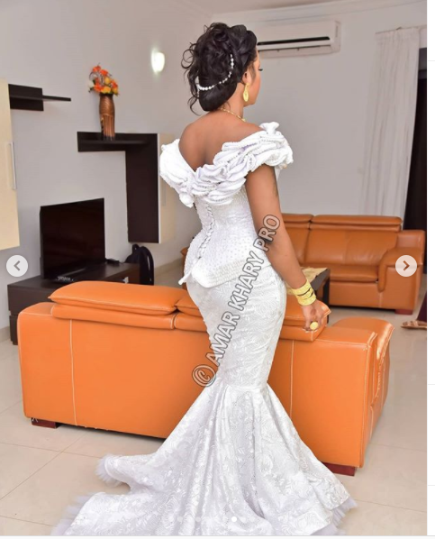 Mariage: admirez la magnifique robe de Mbathio (Photos)