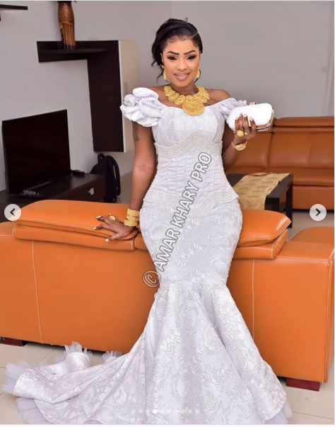 Mariage: admirez la magnifique robe de Mbathio (Photos)