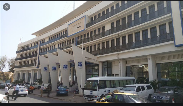 Bureau de Poste de Dakar Etoile: Un chef de service détourne plusieurs millions