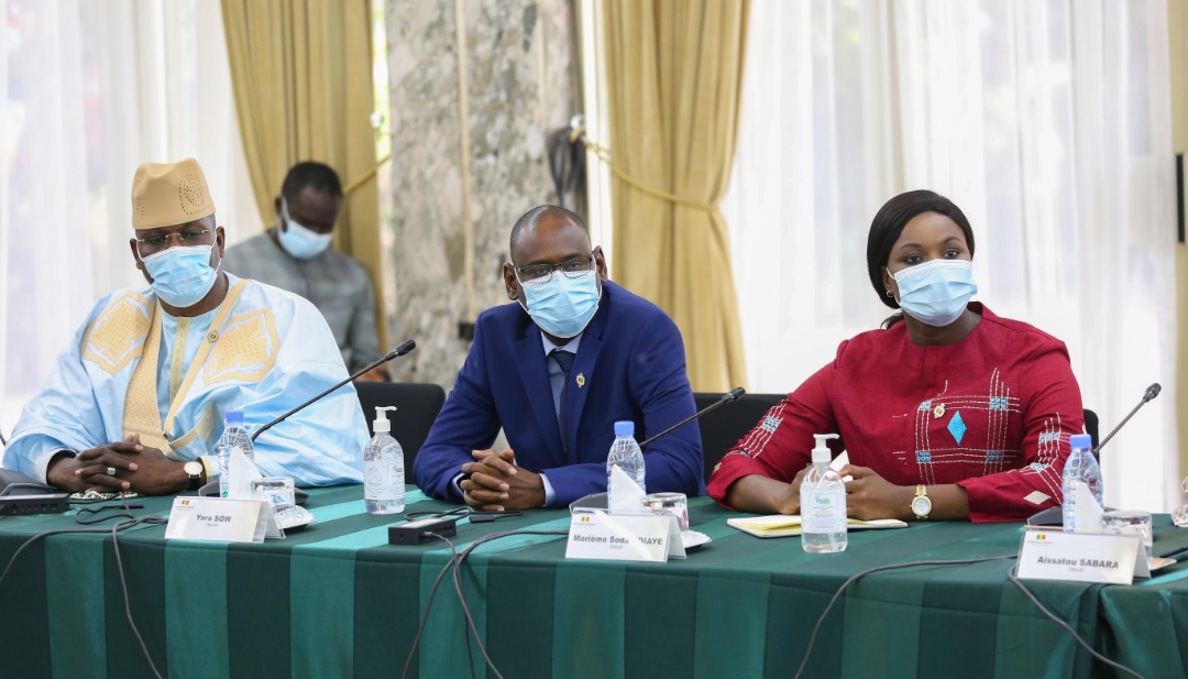 En images, la remise du Rapport du Programme décennal des inondations