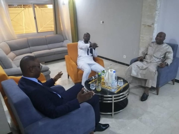Incroyable ! Sonko "réconcilie" Barthélémy Dias et Me Moussa Diop