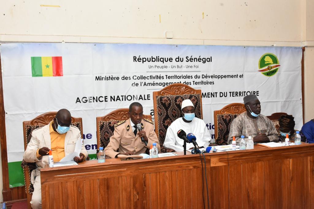 Tambacounda : Oumar GUEYE vulgarise le Plan national d’aménagement et de développement territorial (PNADT). Tambacounda : Oumar GUEYE vulgarise le Plan national d’aménagement et de développement territorial (PNADT).