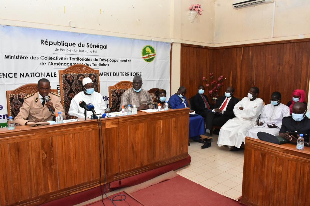 Tambacounda : Oumar GUEYE vulgarise le Plan national d’aménagement et de développement territorial (PNADT). Tambacounda : Oumar GUEYE vulgarise le Plan national d’aménagement et de développement territorial (PNADT).