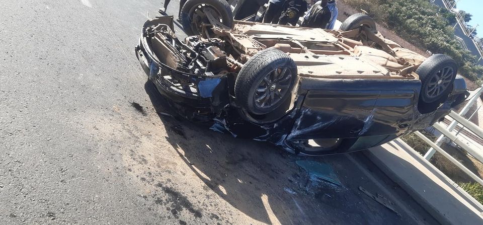 (Photos)-Victime d’un grave accident, le chargé de la communication de Mimi Touré  serait...