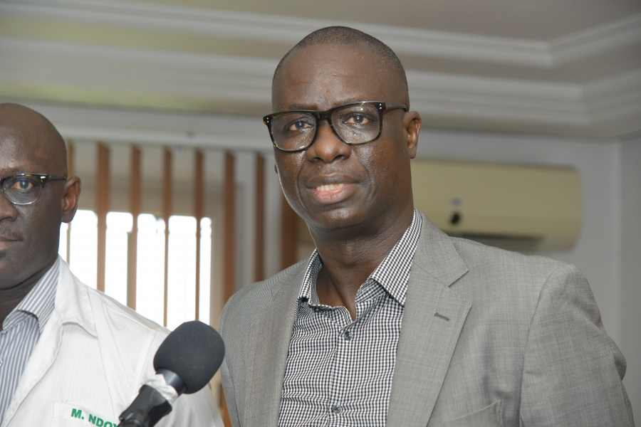 Rappel que le titre foncier appartient à Abdoulaye DIA depuis 2008, Après la transaction en 2014, Abdoulaye Dia a muté les 27 hectares au nom de sa société SCI Darou Salam. Ensuite, il a assigné en justice les 245 occupants de son assiette foncière. «Ces 245 occupants avaient soutenu qu’ils ne se trouvaient pas sur le titre foncier 11847 Dp sis à Keur Massar, mais plutôt ils sont à Tiavouane Peul sur des terres de l’Etat. A la suite de l’assignation en justice, le tribunal a désigné un expert géomètre pour savoir sur quel terrain les 245 familles ont édifié leurs maisons. L’expert a indiqué dans son rapport que les 245 familles sont bien installées sur le titre foncier 11847 Dp sis à Keur Massar d’Abdoulaye Dia.