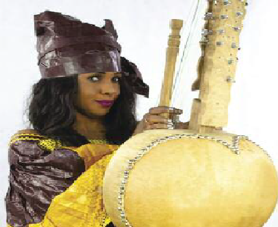 Sortie de son album ‘’Douwawou’’: A la découverte de la Guinéenne Hadja Kora, établie au Sénégal