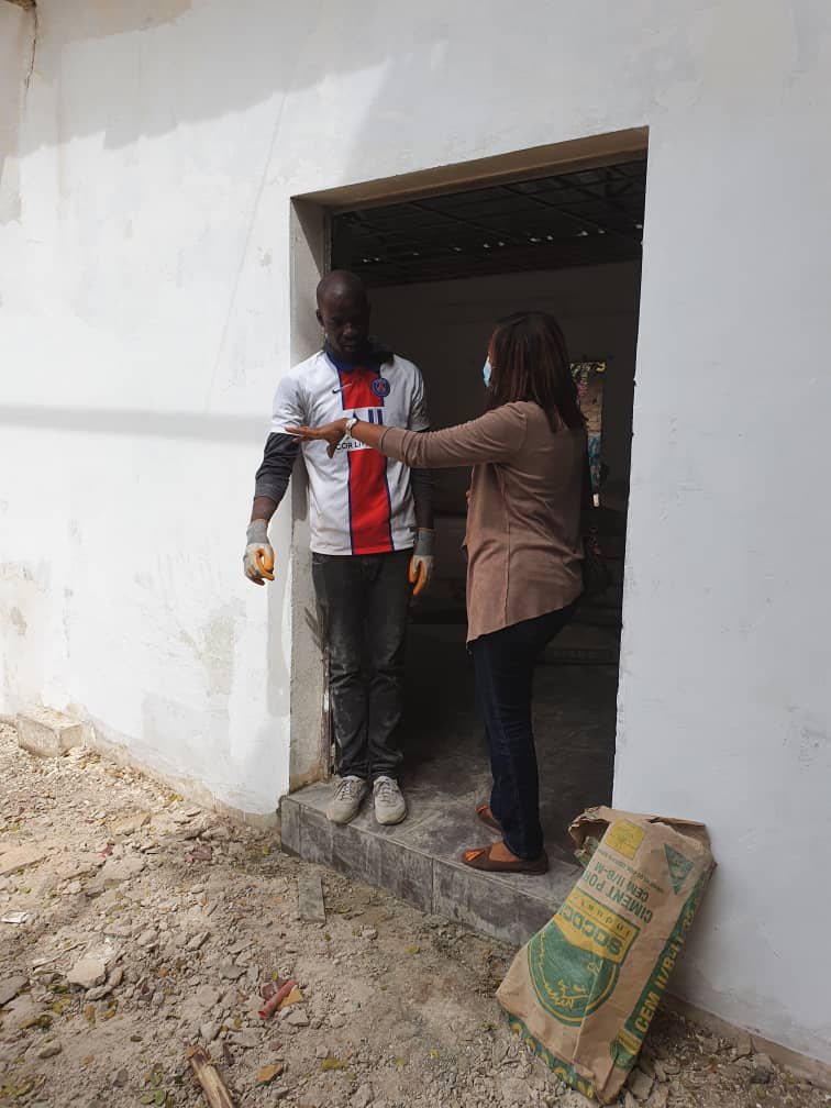 Sortie sociale de la Secrétaire d'Etat au logement Mme Victorine Ndeye au Lycée Lamine Gueye de Dakar