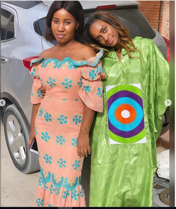 Quand la petite sœur de Wally Seck, Aïcha rend hommage à tous ses boubous qu'elle ne portera sûrement plus. Regardez !