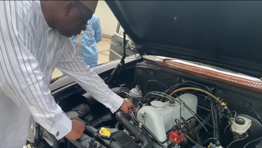 Découverte - La grande passion de Macky Sall, ce sont les...