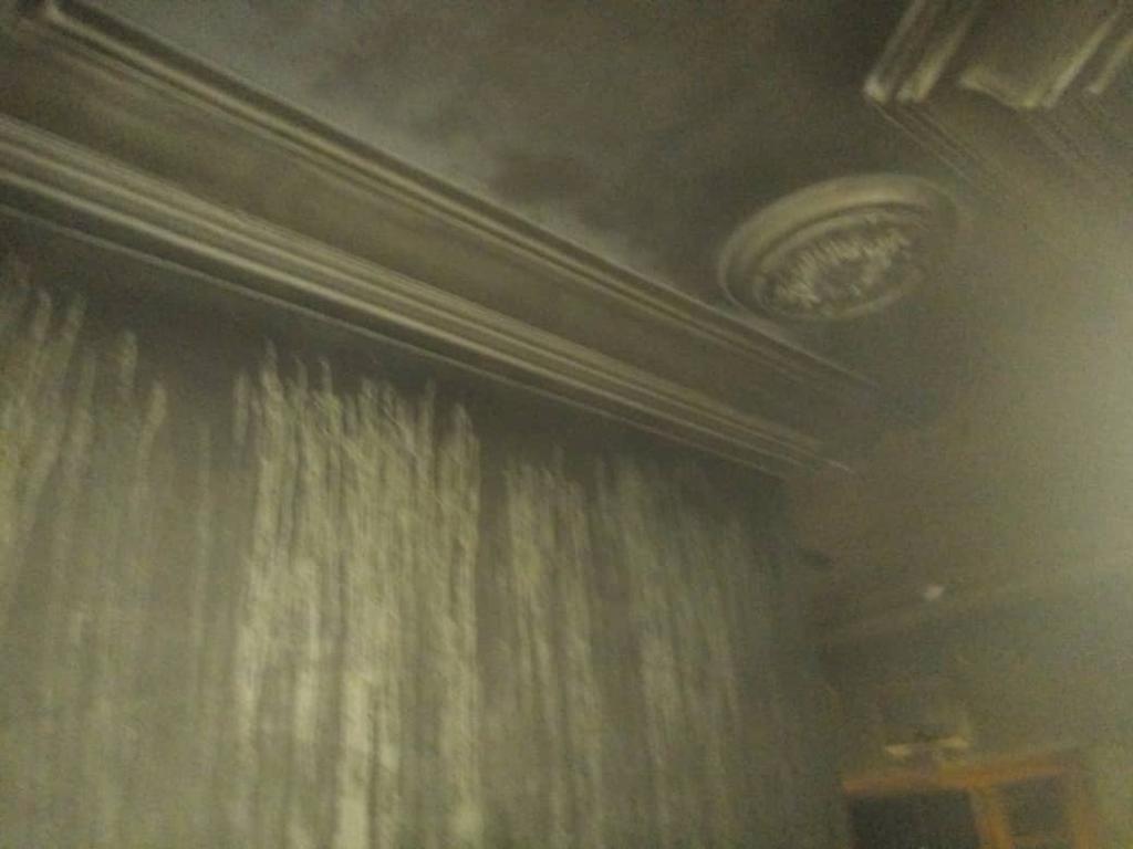 Louga: Des militants de Sonko incendient la maison d’Aïda Diallo, mère de Mamour Diallo