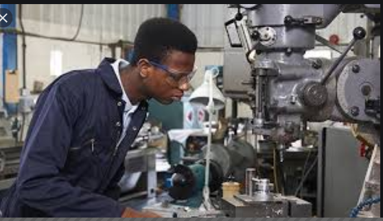 Industrialisation du Sénégal: Le Président Sall exhorte au renforcement qualitatif du tissu industriel