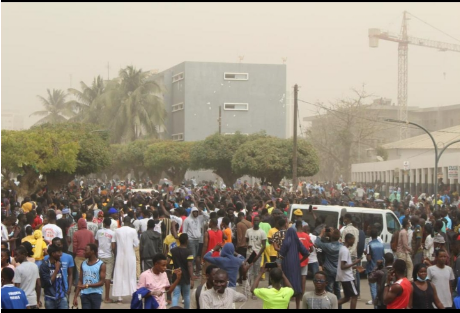 Ucad / Sonko rend visite aux étudiants de Pastef: Les mesures-barrières pas du tout respectées