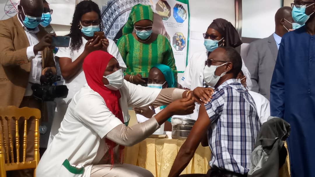 Campagne de vaccination: Les autorités sanitaires et étatiques donnent l'exemple aux populations (Photos)