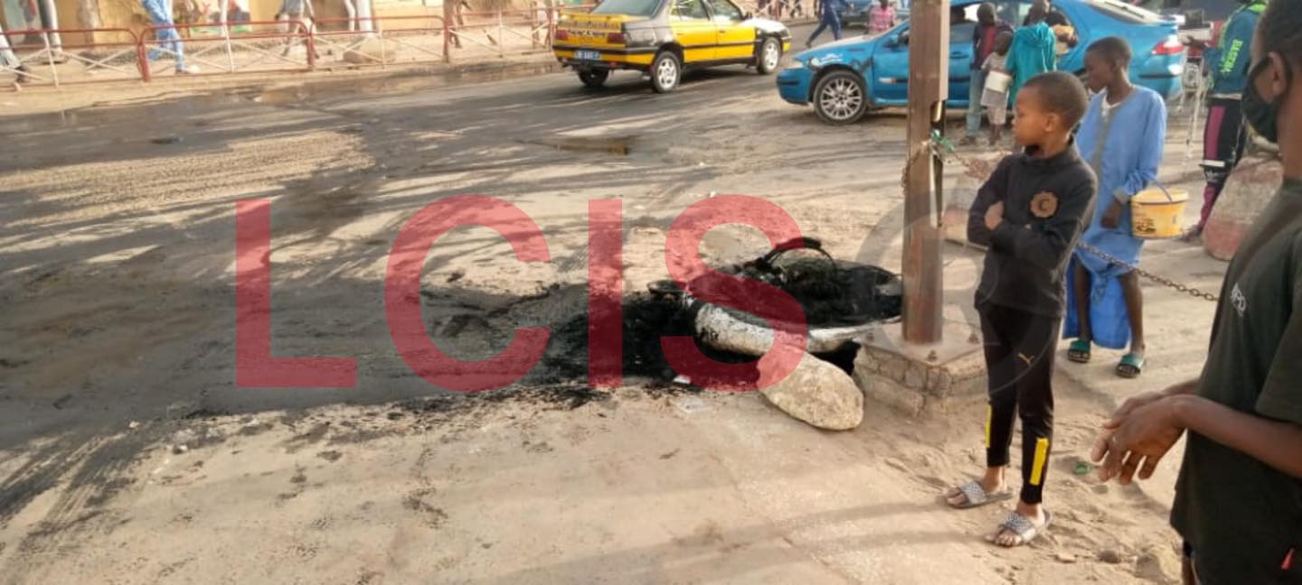 Dior : Les policiers et sapeurs ont metrisé la situation aux parcelles pour l’instant. Dior : Les policiers et sapeurs ont metrisé la situation aux parcelles pour l’instant.