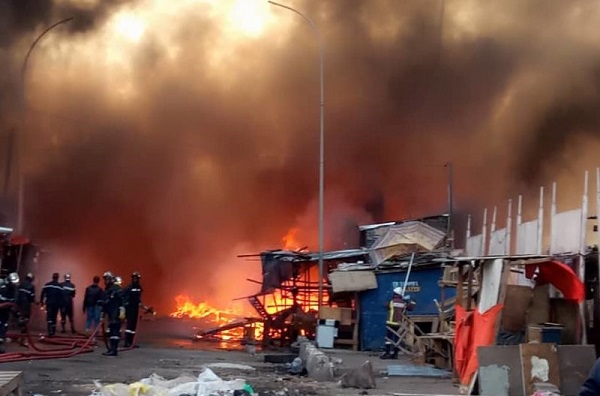 Petersen: Le marché encore ravagé par un incendie !