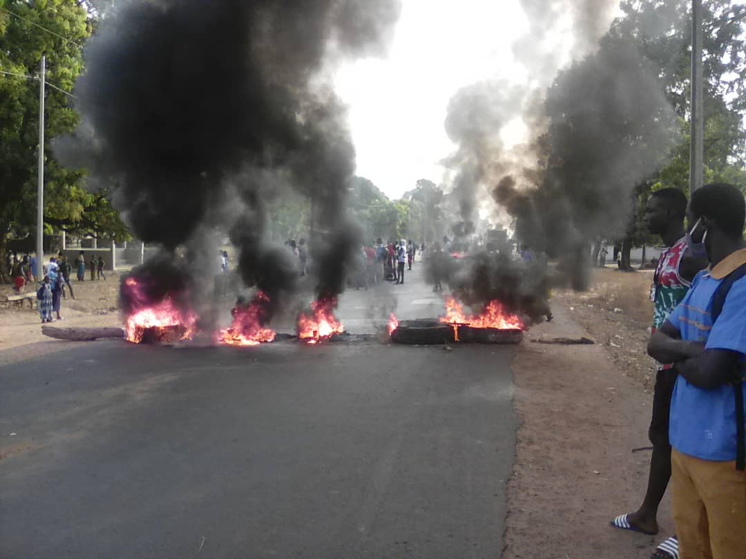 Affaire Ousmane Sonko: Ça chauffe actuellement sur la Rn4, entre Sédhiou et Ziguinchor