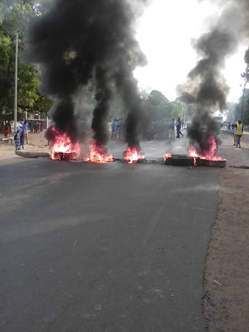 Affaire Ousmane Sonko: Ça chauffe actuellement sur la Rn4, entre Sédhiou et Ziguinchor
