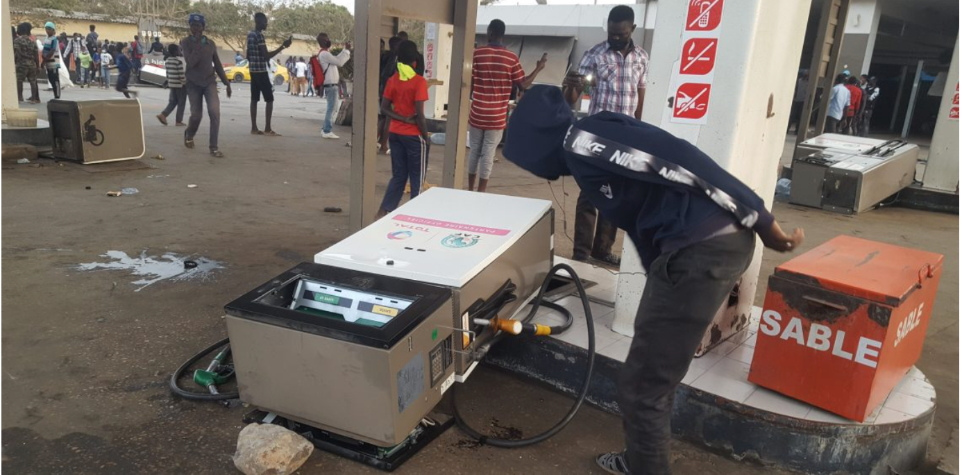 Saccage de plusieurs stations-service: Risque de pénurie de carburant à Dakar