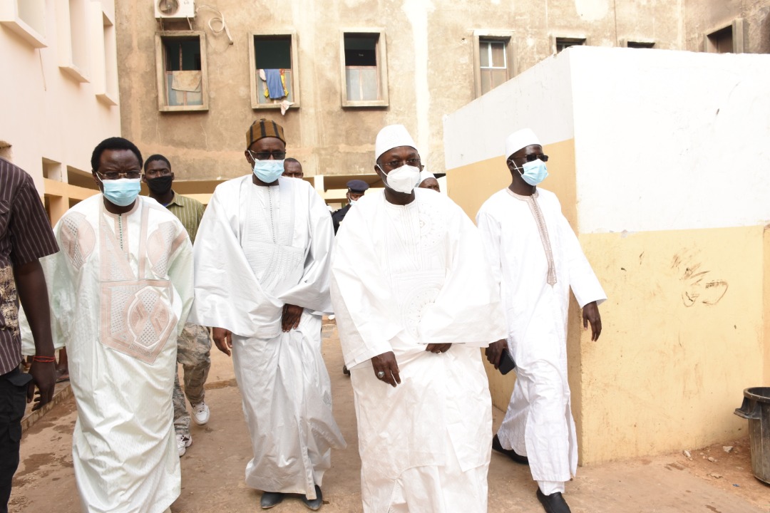 Mbour: Disparition de Sokhna Astou Bolly, épouse de feu Thierno Mansour Barro:  Le Ministre Oumar Guèye a présenté les condoléances du président de la République