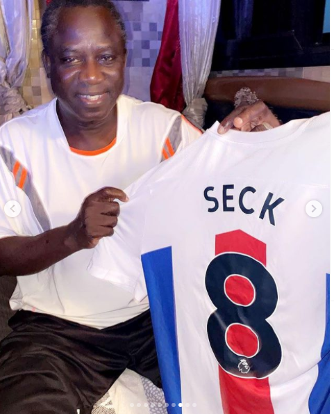 Alioune, fils de Thione Seck, rend hommage à son père: "Mon meilleur ami, tu es parti comme un champion..."