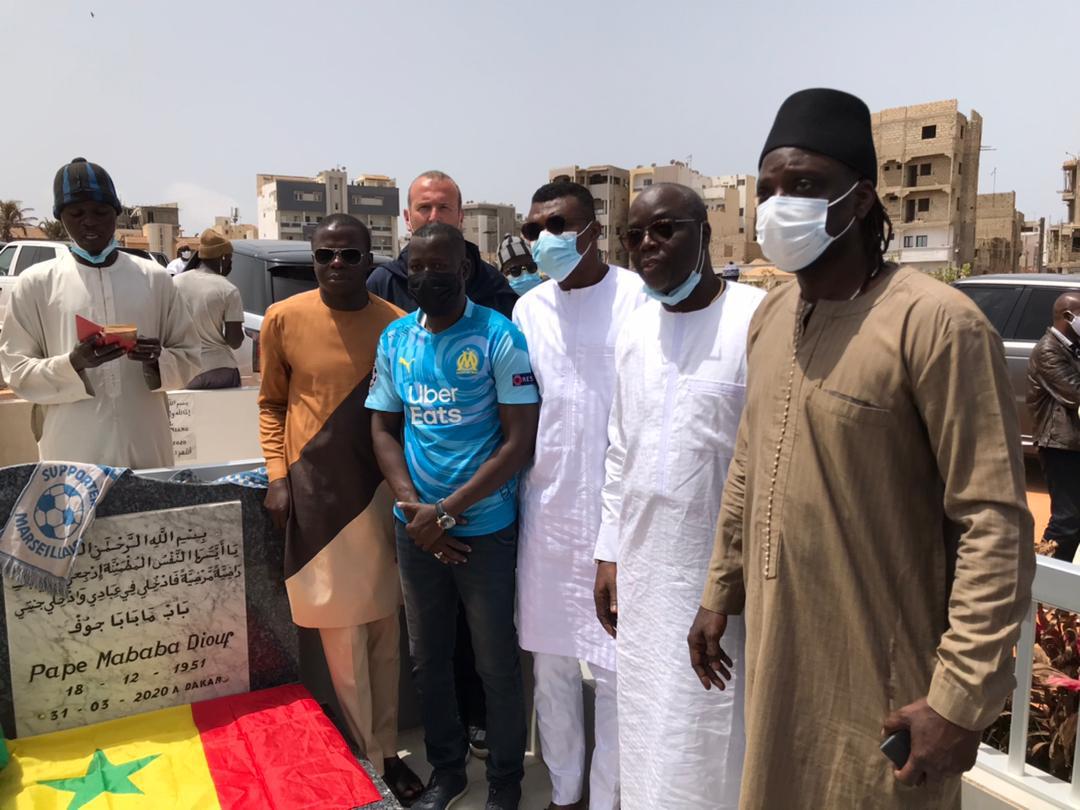 PHOTOS/ An 1 du décès de Pape Diouf: Hommage rendu à l’ancien président de l’OM