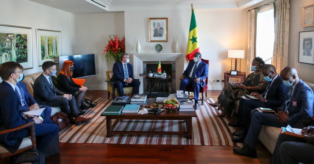 Audience avec SEM Pierre Yves Jeholet : Un accord de co-production cinématographique signé entre la République du Sénégal et la Communauté Française de Belgique Audience avec SEM Pierre Yves Jeholet : Un accord de co-production cinématographique signé entre la République du Sénégal et la Communauté Française de Belgique