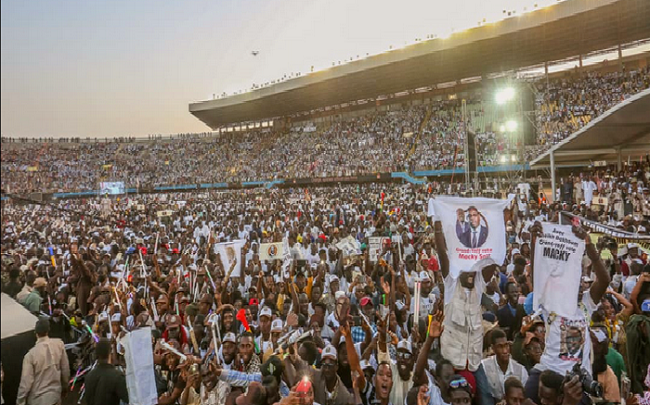 Mobilisations tous azimuts à coup de millions des pro Macky Sall: «Pure mise en scène», selon des activistes et acteurs de la société civile