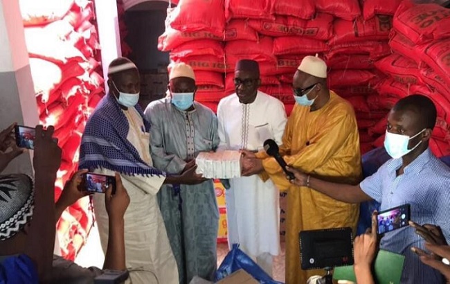 Ramadan 2021: Me Sidiki Kaba et son impressionnant soutien aux ménages de Tambacounda