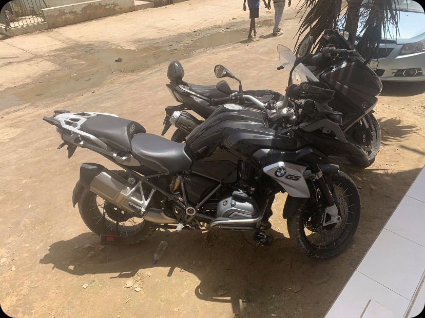 Vol: Une grosse moto BMW GS 1200 volée  à Ngor