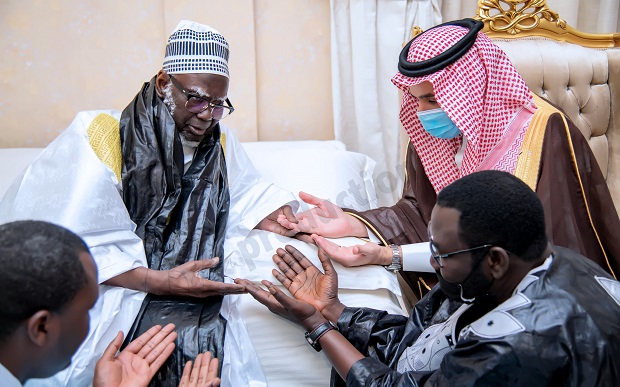 Touba: Youssouf Gazzar en visite chez Serigne Mountakha Bassirou Mbacké